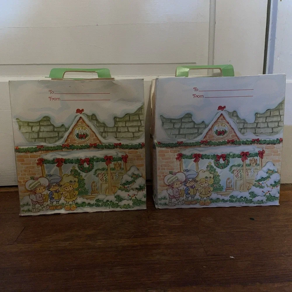 Vintage Strawberry Shortcake American Greetings Holiday Christmas Home Gift Box‎